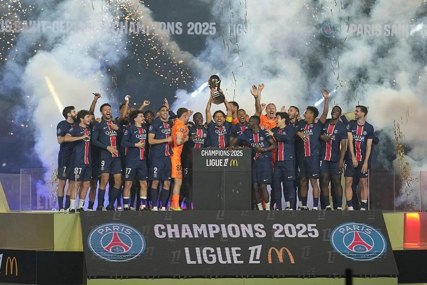 PSG nhận phần lớn tiền thưởng từ Ligue 1 (Ảnh: Christophe Ena).